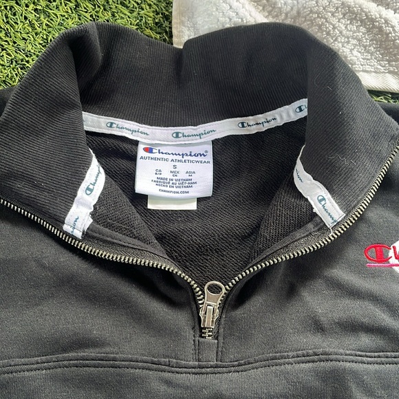 Women's Champion® Campus
French Terry Quarter Zip Pullover - Picture 3 of 5